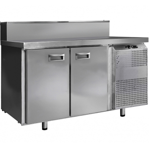 Стол холодильный саладетта, GN1/1, L1.37м, без борта, 3 двери глухие, ножки, +2/+8С, нерж.сталь, дин.охл., агрегат нижний, гнездо 4GN1/1, крышка, разд Финист 205265