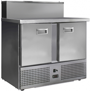 Стол холодильный саладетта, GN1/1, L1.37м, без борта, 3 двери глухие, ножки, +2/+8С, нерж.сталь, дин.охл., агрегат нижний, гнездо 4GN1/1, крышка, разд Финист 212238