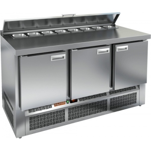 Стол холодильный саладетта, GN1/1, L1.37м, без борта, 3 двери глухие, ножки, +2/+8С, нерж.сталь, дин.охл., агрегат нижний, гнездо 4GN1/1, крышка, разд HICOLD 70311